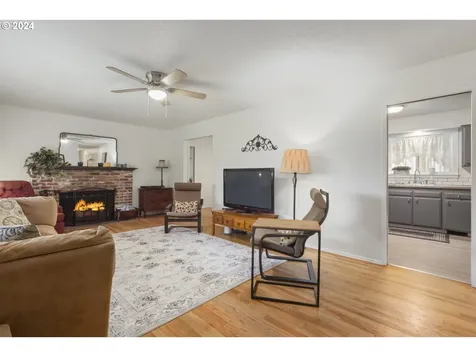 290 Nw Chesser Road Stevenson WA 98648