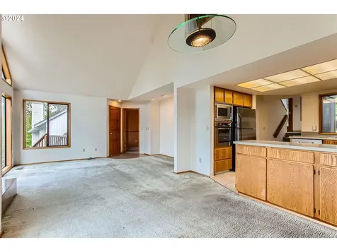 3336 Sw Illinois Street Portland OR 97239