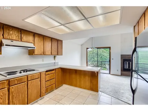 3336 Sw Illinois Street Portland OR 97239