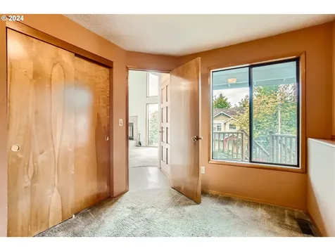 3336 Sw Illinois Street Portland OR 97239