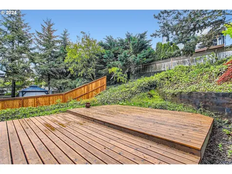 3336 Sw Illinois Street Portland OR 97239