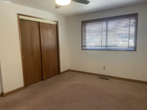 6126 NE Klickitat Street Portland OR 97213