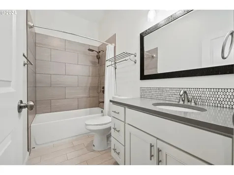 1901 Ne 154th Street Vancouver WA 98686