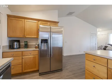 232 Nw Sagan Loop Sheridan OR 97378