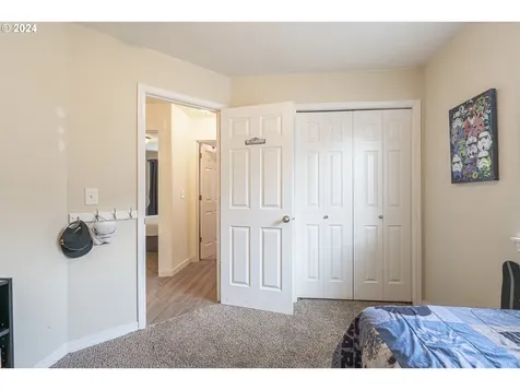 232 Nw Sagan Loop Sheridan OR 97378