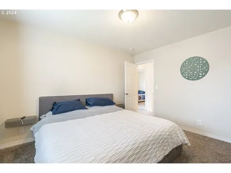 232 Nw Sagan Loop Sheridan OR 97378