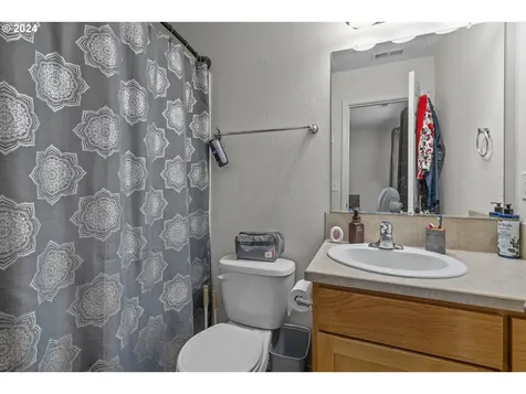 232 Nw Sagan Loop Sheridan OR 97378