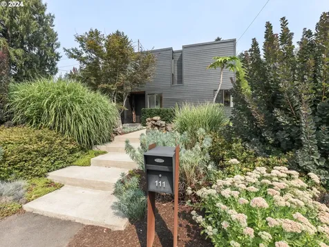 111 Ladd Street Lake Oswego OR 97034