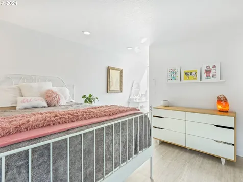 111 Ladd Street Lake Oswego OR 97034