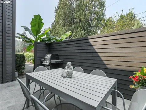 111 Ladd Street Lake Oswego OR 97034