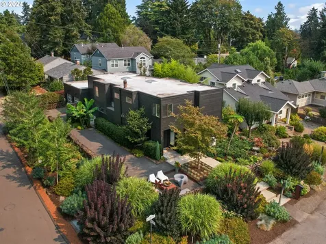 111 Ladd Street Lake Oswego OR 97034