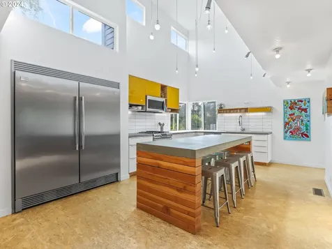 111 Ladd Street Lake Oswego OR 97034