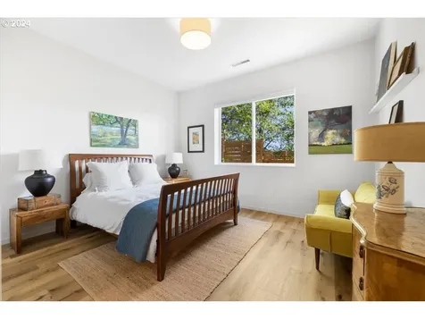 294 Skycrest Drive Ashland OR 97520