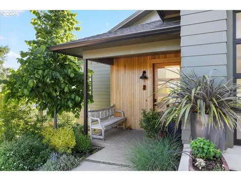 294 Skycrest Drive Ashland OR 97520