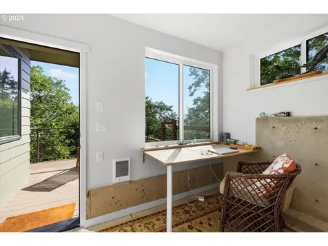 294 Skycrest Drive Ashland OR 97520