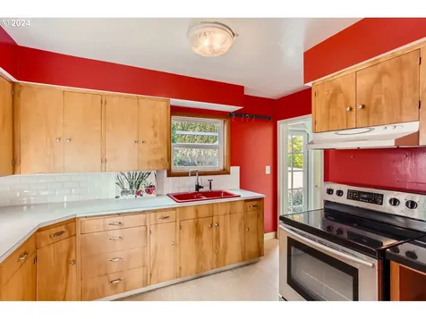 7227 Se Hawthorne Boulevard Portland OR 97215