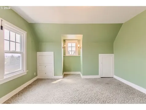7227 Se Hawthorne Boulevard Portland OR 97215