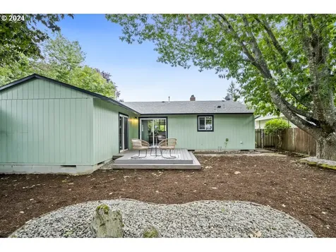 6125 Se Mitchell Street Portland OR 97206