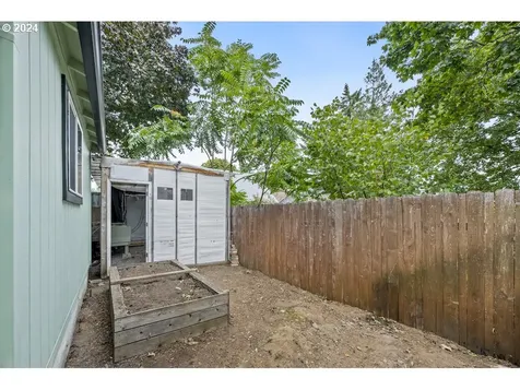 6125 Se Mitchell Street Portland OR 97206