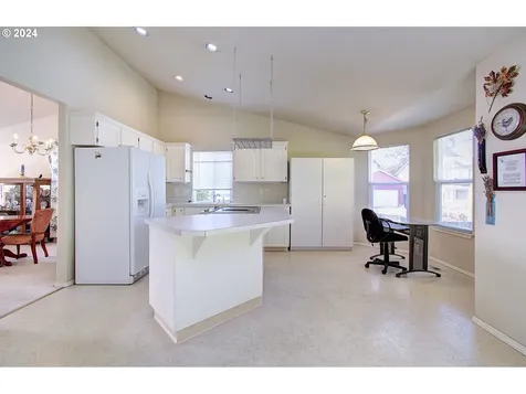 2702 NE 94th Street Vancouver WA 98665