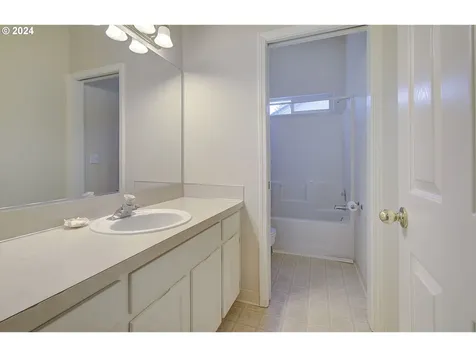 2702 NE 94th Street Vancouver WA 98665