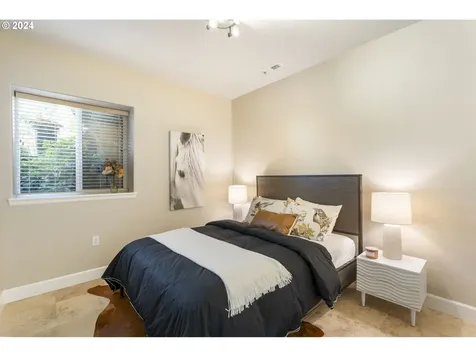 15337 SE Knapp Drive Portland OR 97236