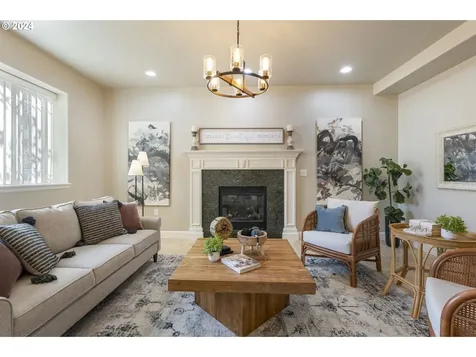 15337 SE Knapp Drive Portland OR 97236