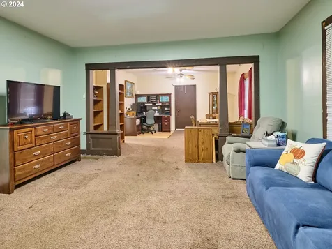2117 5th Avenue West Linn OR 97068