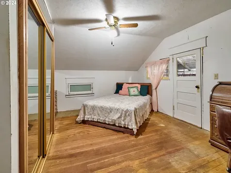 2117 5th Avenue West Linn OR 97068