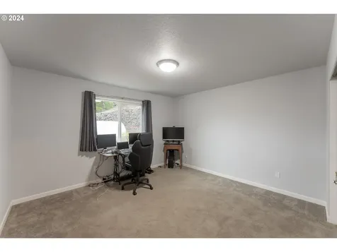 1097 Osprey Drive Umpqua OR 97486