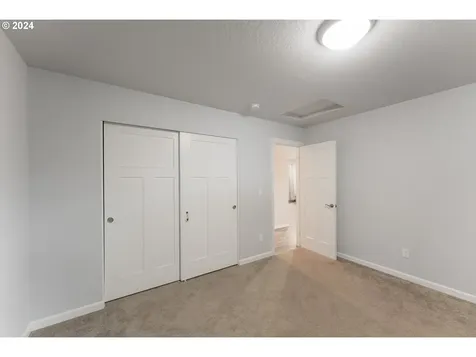 1097 Osprey Drive Umpqua OR 97486