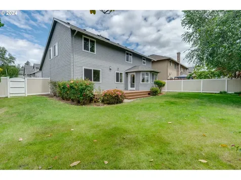 5948 Bay Point Drive Lake Oswego OR 97035