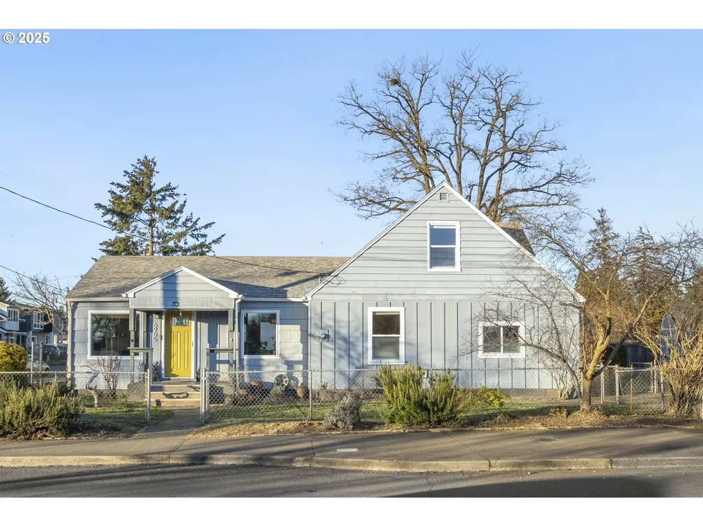 6905 SE Harney Street Portland OR 97206