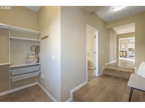 6905 SE Harney Street Portland OR 97206