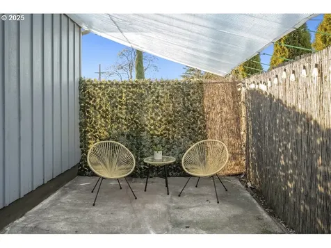 6905 SE Harney Street Portland OR 97206