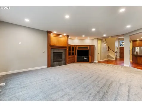 895 NE Addison Court Hillsboro OR 97124