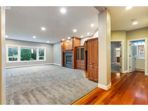 895 NE Addison Court Hillsboro OR 97124