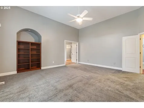 895 NE Addison Court Hillsboro OR 97124
