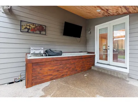 895 NE Addison Court Hillsboro OR 97124