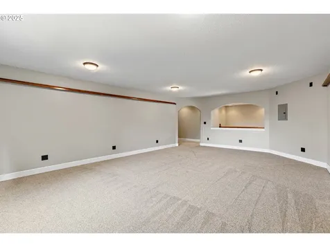 895 NE Addison Court Hillsboro OR 97124