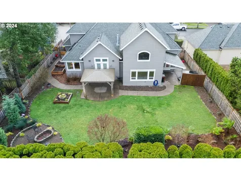 895 NE Addison Court Hillsboro OR 97124