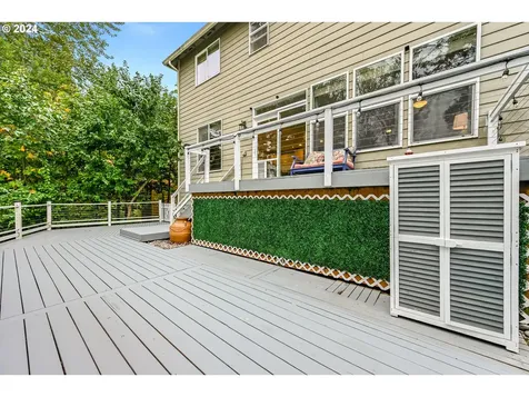 1056 W Alder Street Washougal WA 98671