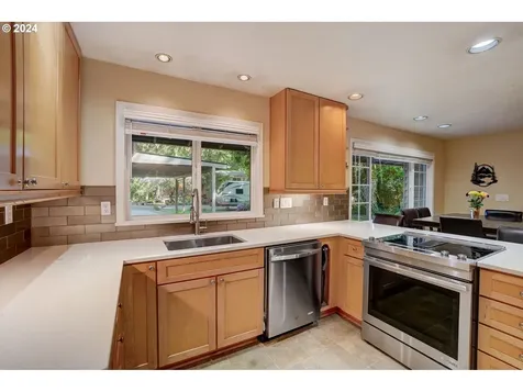 3280 Arbor Drive West Linn OR 97068