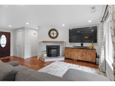 15802 SE 13th Street Vancouver WA 98683