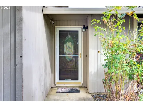 15802 SE 13th Street Vancouver WA 98683