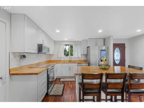 15802 SE 13th Street Vancouver WA 98683