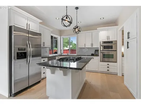16218 Nw Graf Street Portland OR 97229