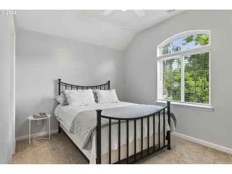 16218 Nw Graf Street Portland OR 97229