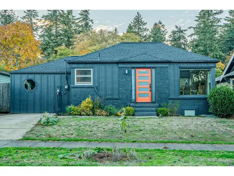 5631 NE 23rd Avenue Portland OR 97211