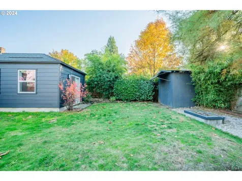 5631 NE 23rd Avenue Portland OR 97211